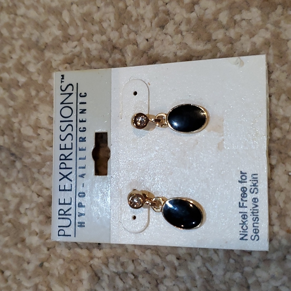 Pure expressions earings